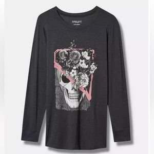 New Torrid Women's Long Sleeve Floral Skull Tee Size 0 L/12